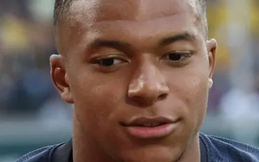 Il Real Madrid Domina a Oviedo: Mbappé e Vinicius Junior inarrestabili