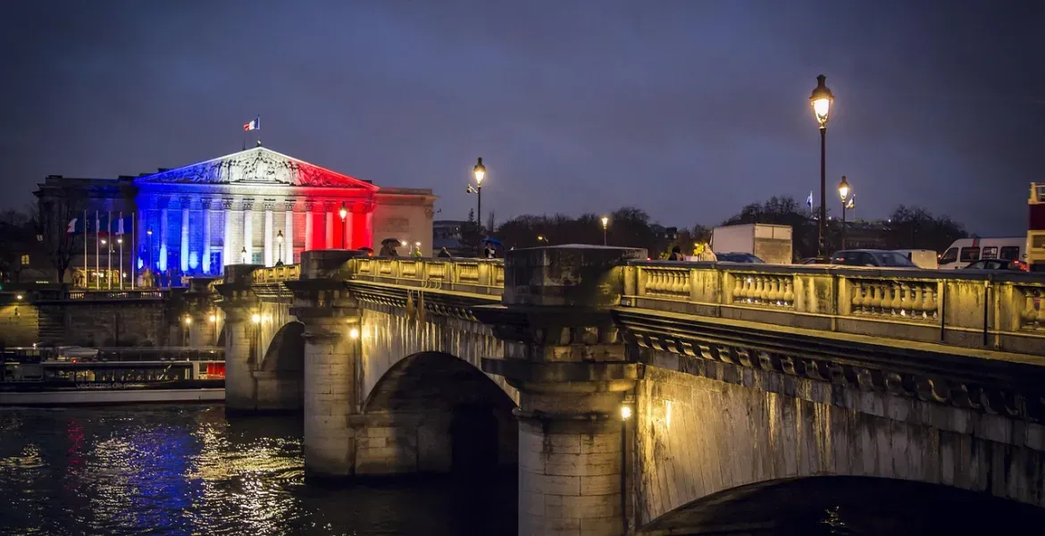 Francia: nuove norme per contrastare il Gioco Patologico