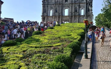 Macao rinasce: Estate 2023 tra record di turisti e opportunità