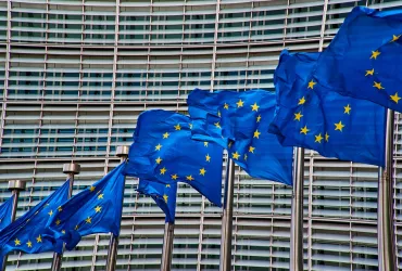 Google Affronta Nuove Multe dall'UE per Comportamento Anticoncorrenziale