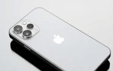 Apple riduce le emissioni dell'iPhone 12 per placare la Francia