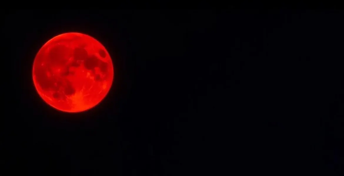 Spettacolare 'Luna di Sangue': Lungo Eclissi del 2025