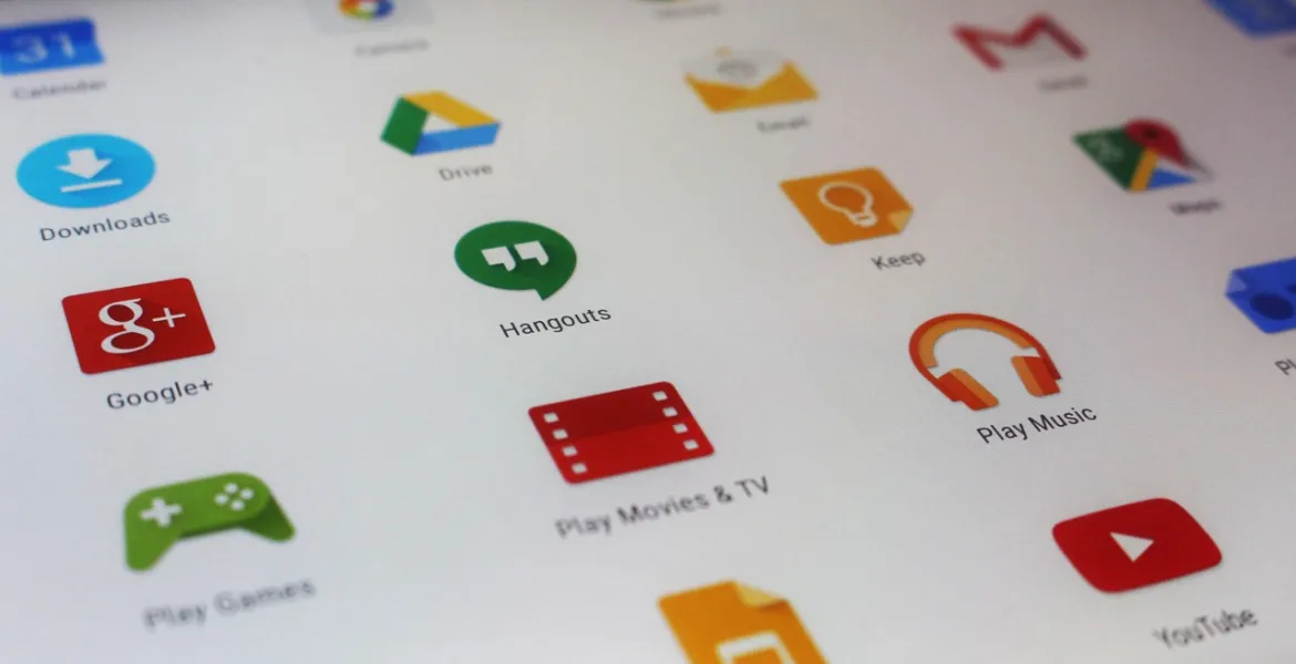 Vecchi Pixel rinascono: Nuovi interfaccia e funzioni AI