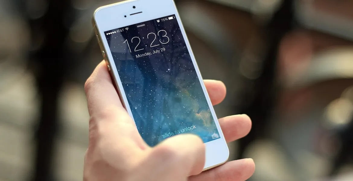 Apple rivoluziona la Linea iPhone: Torna il Mini